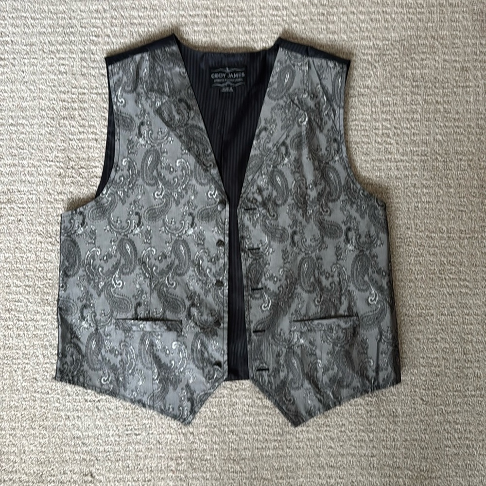 Cody James black and silver Paisley Vest